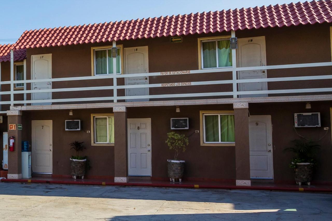 Oyo Hotel San Gilberto Hermosillo Exterior photo